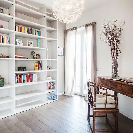 Lush Contemporary Flat *