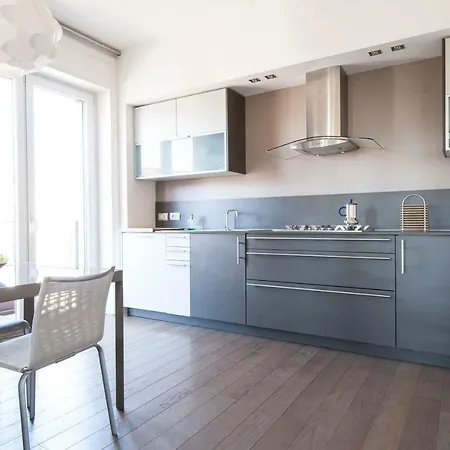 Lush Contemporary Flat * Milaan