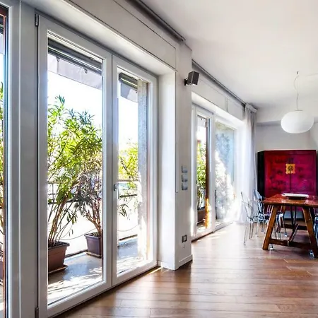 Lush Contemporary Flat Appartement *